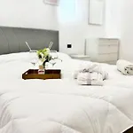 Modern Apartment Near Centro